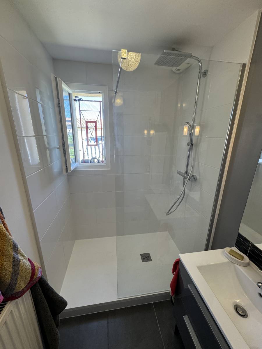 rénovation d'une douche a Targon